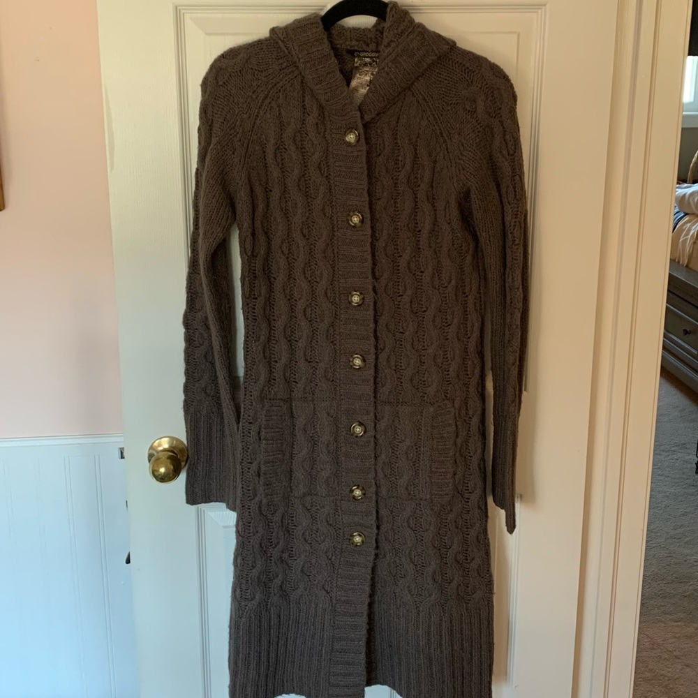 Cozy Brown Cable Knit Cardigan - Picture 14 of 15
